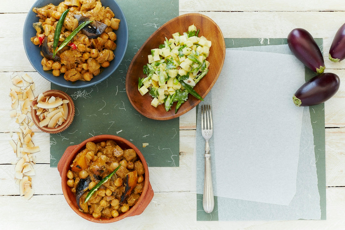 vegetable salad on brown ceramic bowl